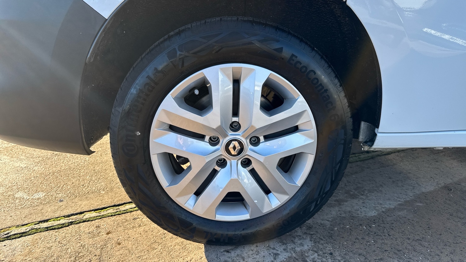 Used Renault Kangoo 2024 for sale - 76718755: Photo 37