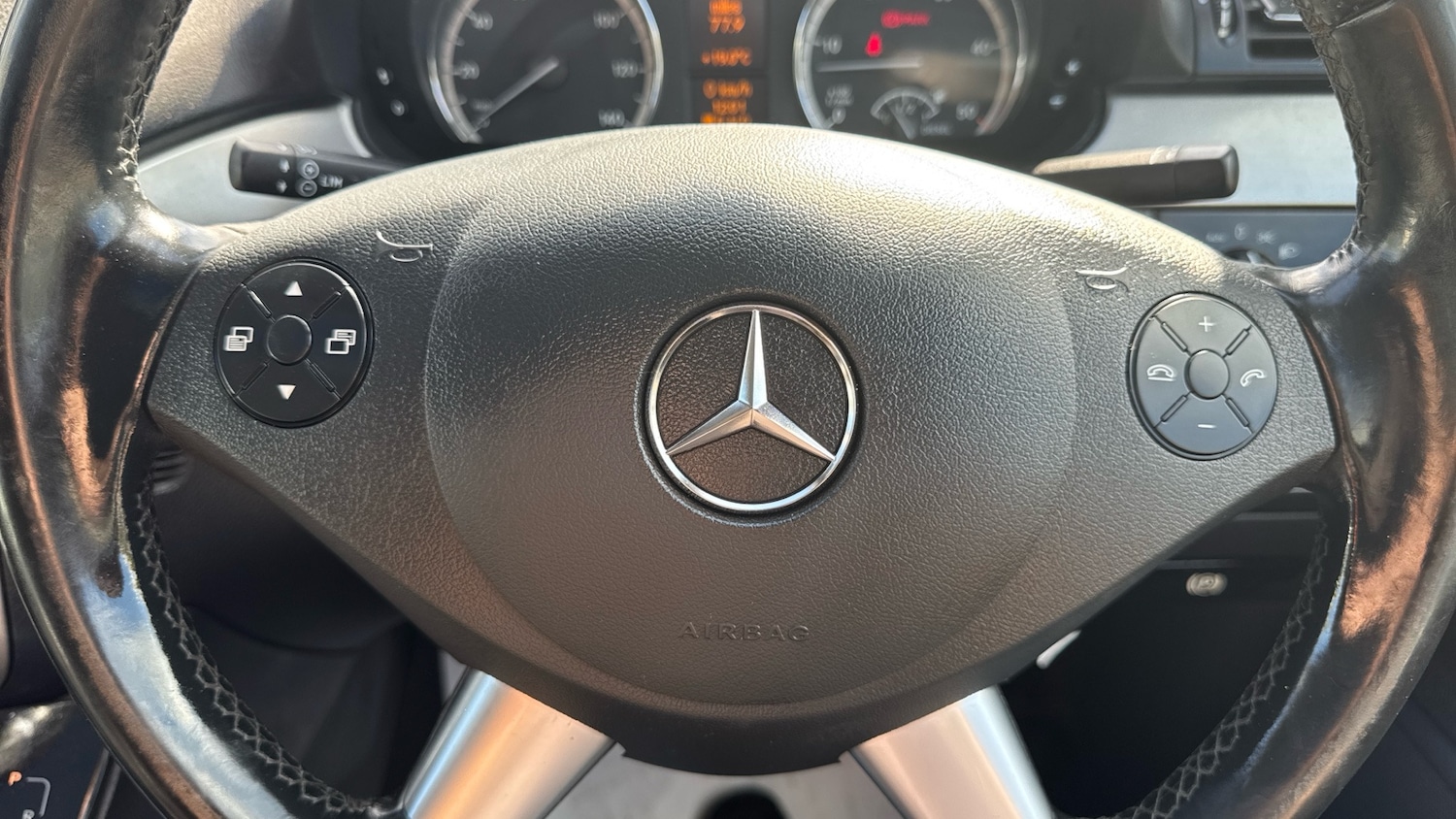 Used Mercedes-Benz Vito 2014 for sale - 76130327: Photo 22