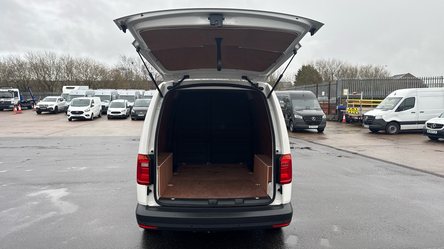 Used Volkswagen Caddy Maxi 2020 for sale - 77529310: Photo 17