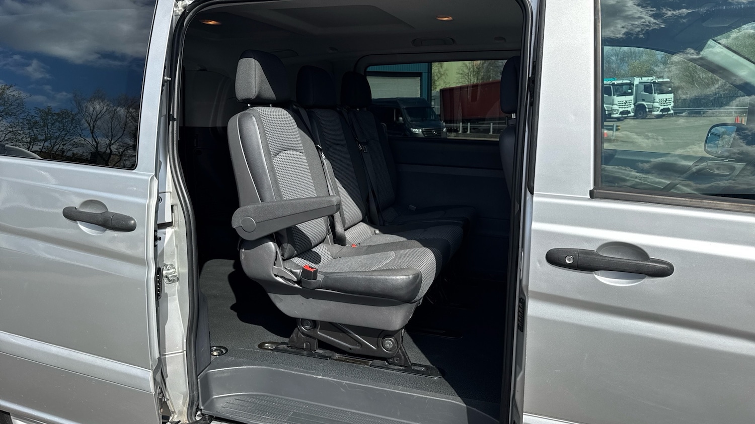 Used Mercedes-Benz Vito 2015 for sale - 78178052: Photo 15