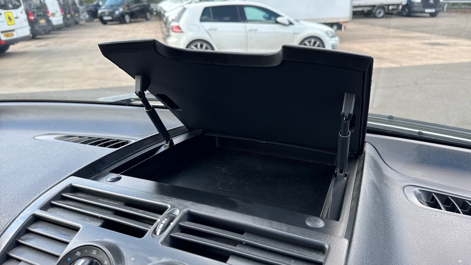 Used Mercedes-Benz Vito 2015 for sale - 78178052: Photo 29