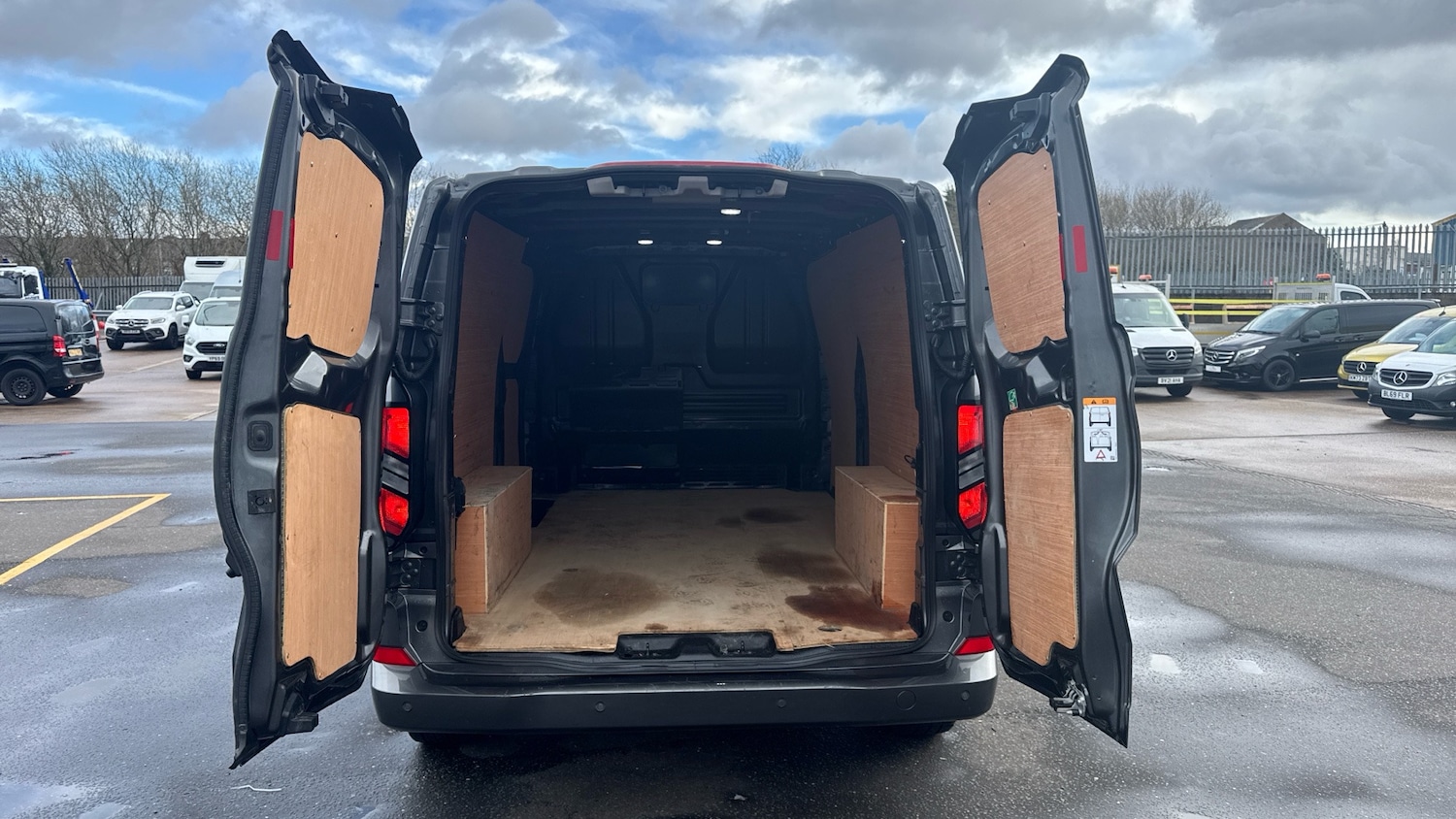 Used Ford Transit Custom 2024 for sale - 77579278: Photo 17