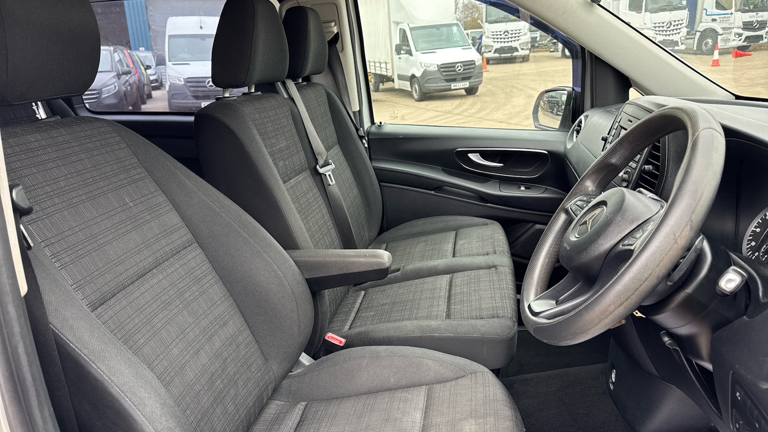 Used Mercedes-Benz Vito 2019 for sale - 77086108: Photo 10