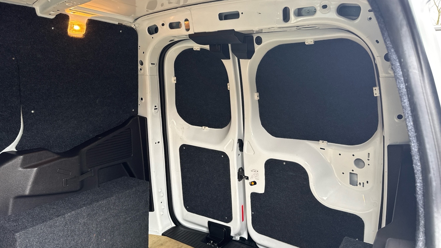 Used Ford Transit Courier 2022 for sale - 77916070: Photo 15