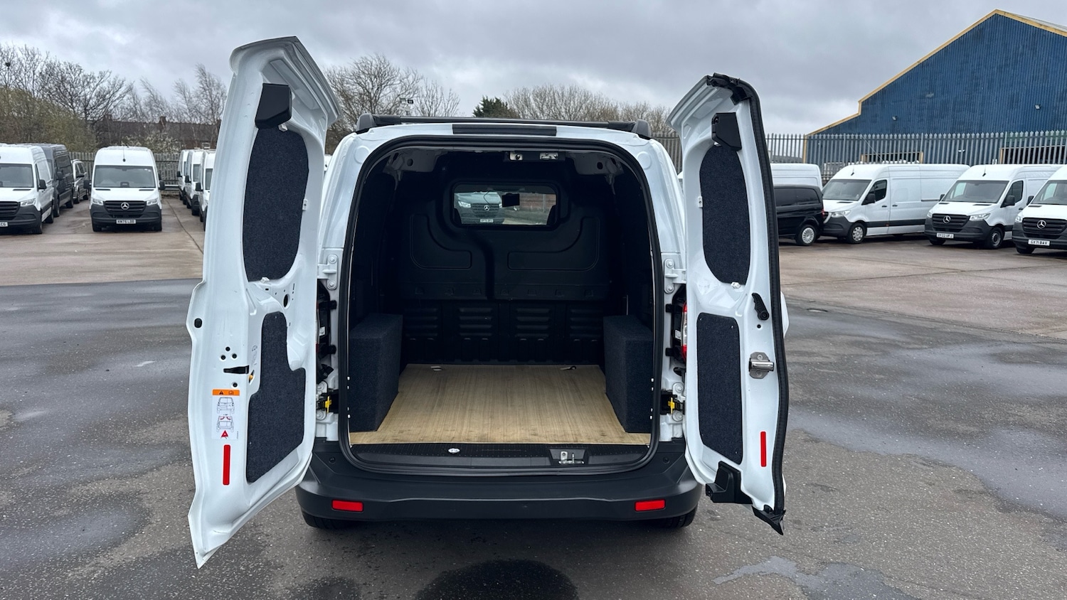 Used Ford Transit Courier 2022 for sale - 77916070: Photo 18