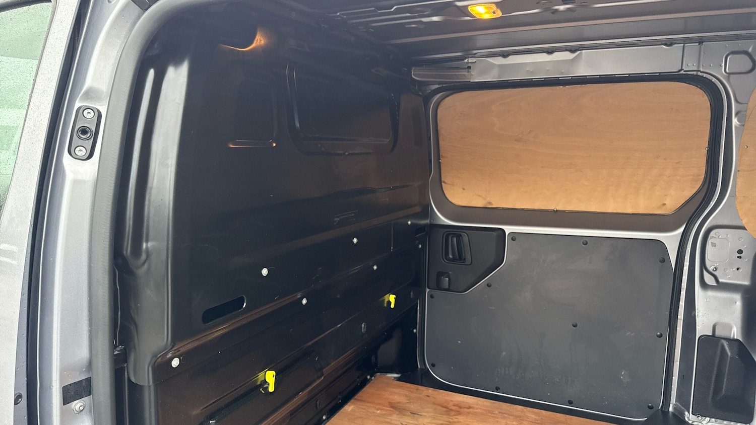 Used Vauxhall Vivaro 2022 for sale - 77335976: Photo 14