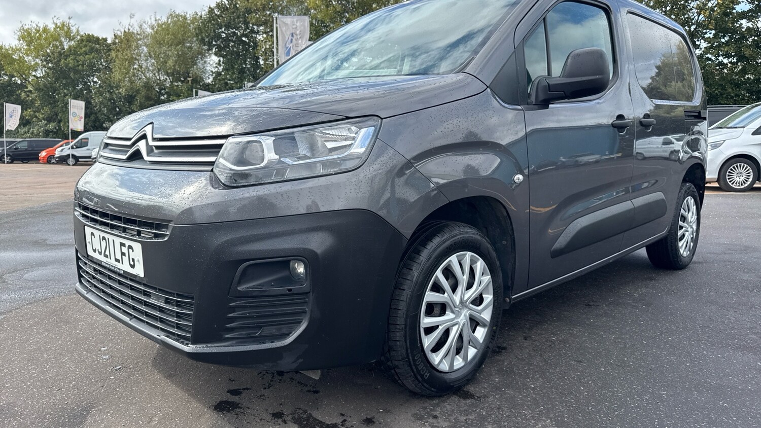 Vehicle 33