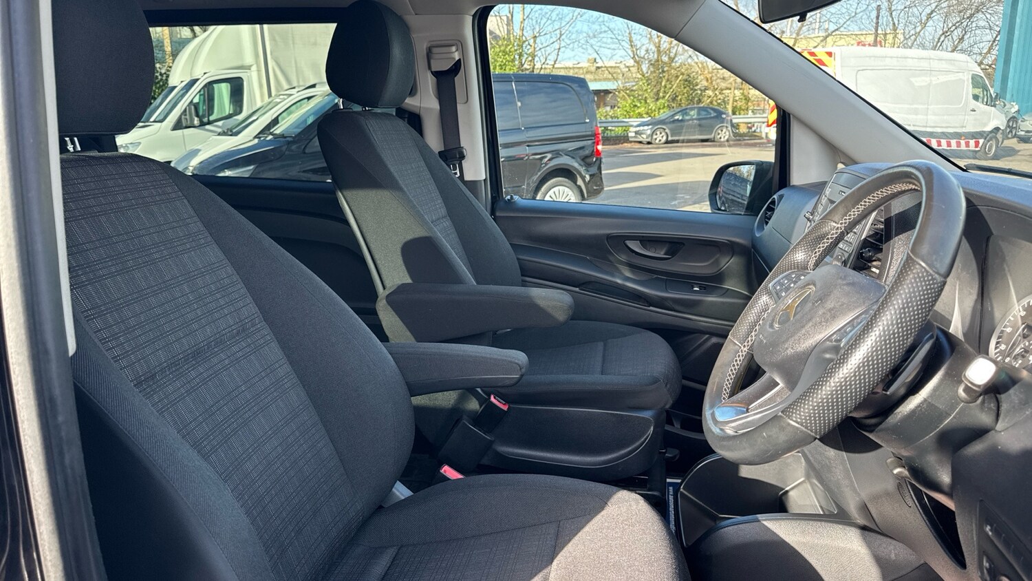 Used Mercedes-Benz Vito 2018 for sale - 77415477: Photo 10