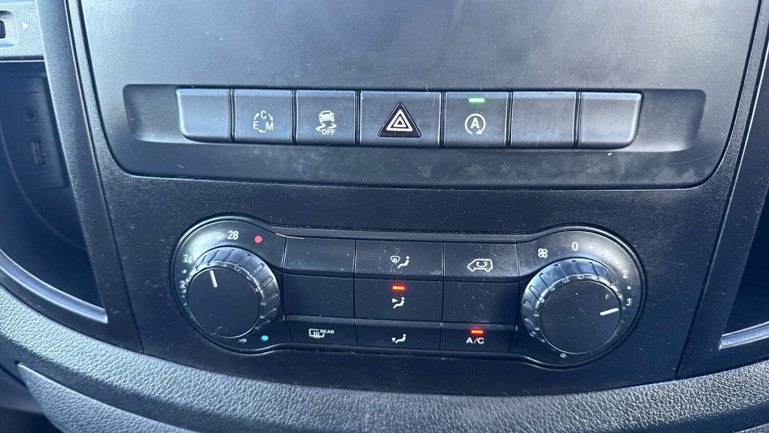 Used Mercedes-Benz Vito 2018 for sale - 77415477: Photo 27