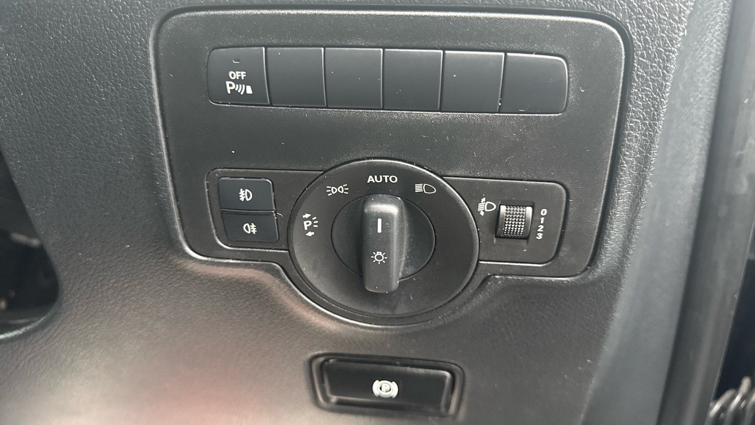 Used Mercedes-Benz Vito 2022 for sale - 77543383: Photo 31