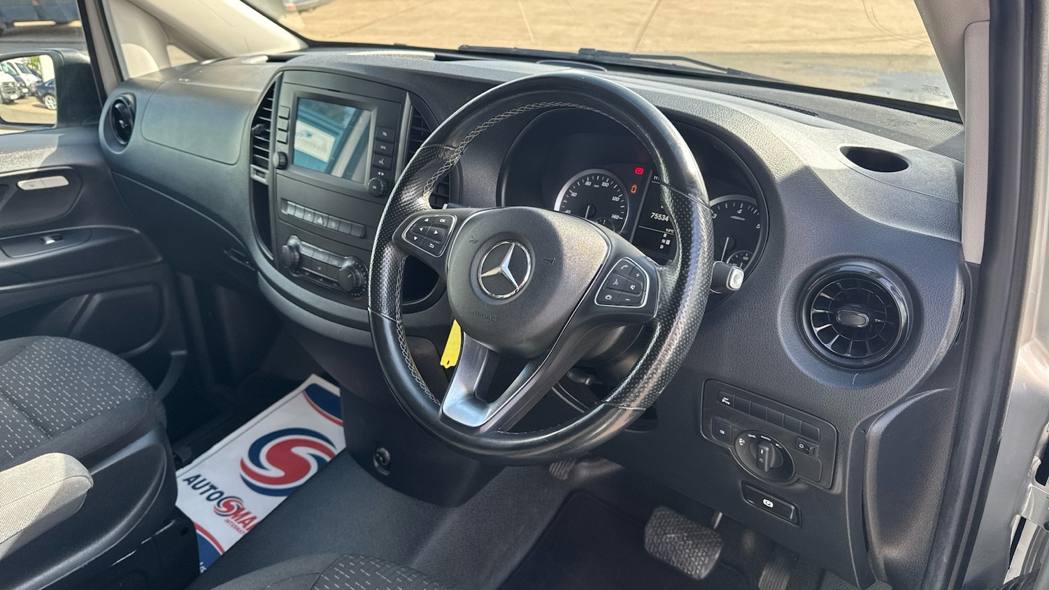 Used Mercedes-Benz Vito 2021 for sale - 77915437: Photo 11