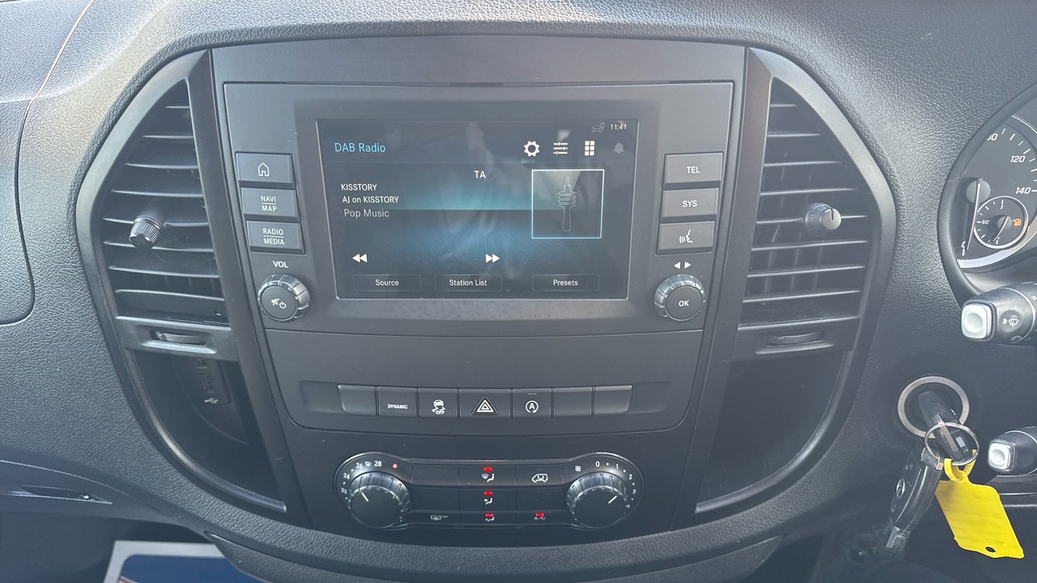 Used Mercedes-Benz Vito 2021 for sale - 77915437: Photo 12