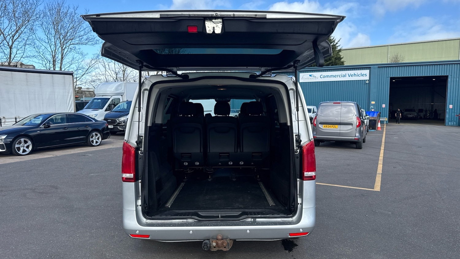 Used Mercedes-Benz Vito 2021 for sale - 77915437: Photo 19