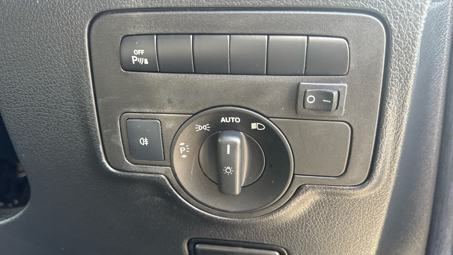 Used Mercedes-Benz Vito 2021 for sale - 77915437: Photo 29