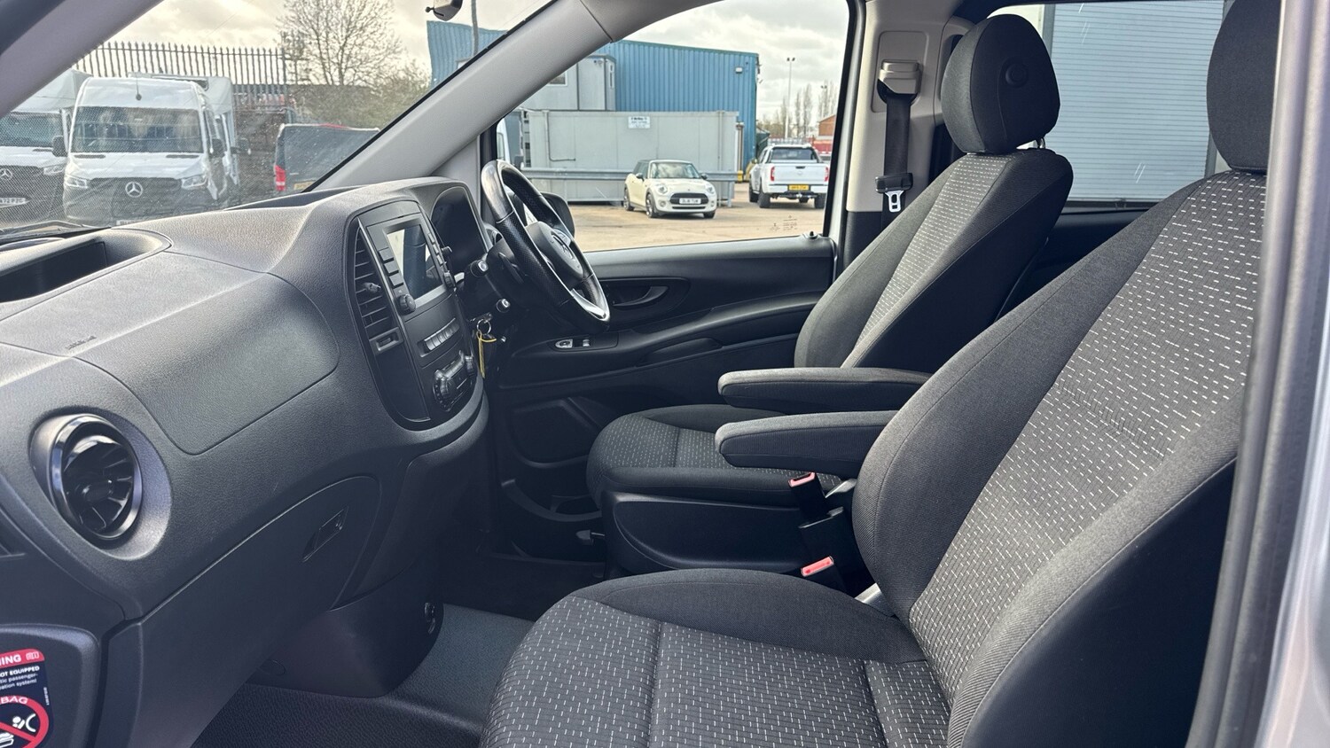 Used Mercedes-Benz Vito 2021 for sale - 77915437: Photo 9