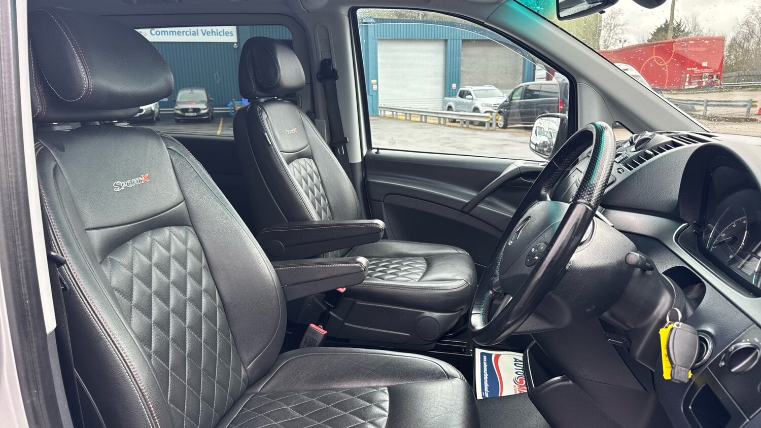 Used Mercedes-Benz Vito 2013 for sale - 77915777: Photo 11