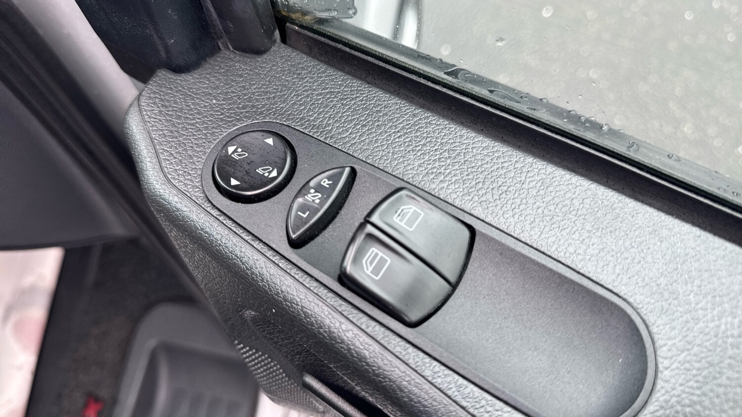 Used Mercedes-Benz Vito 2013 for sale - 77915777: Photo 31