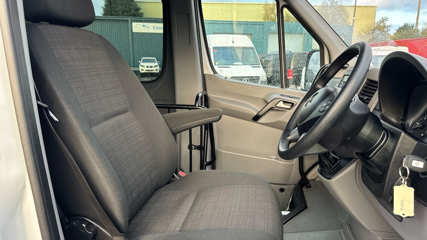 Used Mercedes-Benz Sprinter 2018 for sale - 76709314: Photo 11