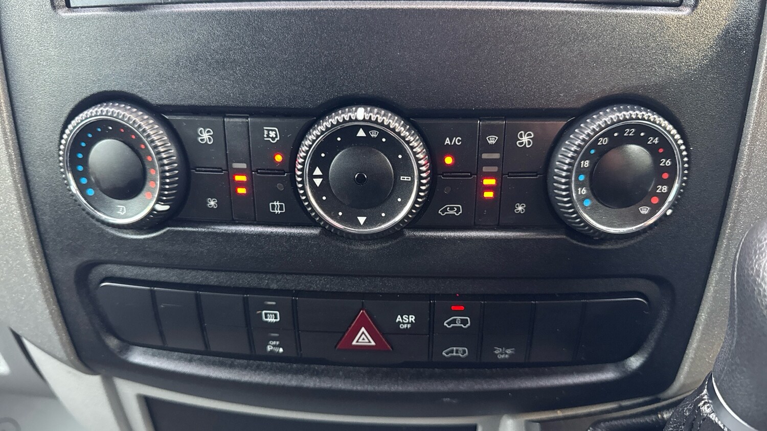 Used Mercedes-Benz Sprinter 2018 for sale - 76709314: Photo 28