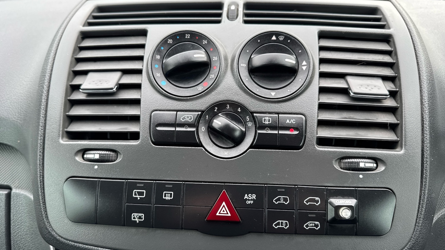 Used Mercedes-Benz Vito 2012 for sale - 78222869: Photo 22