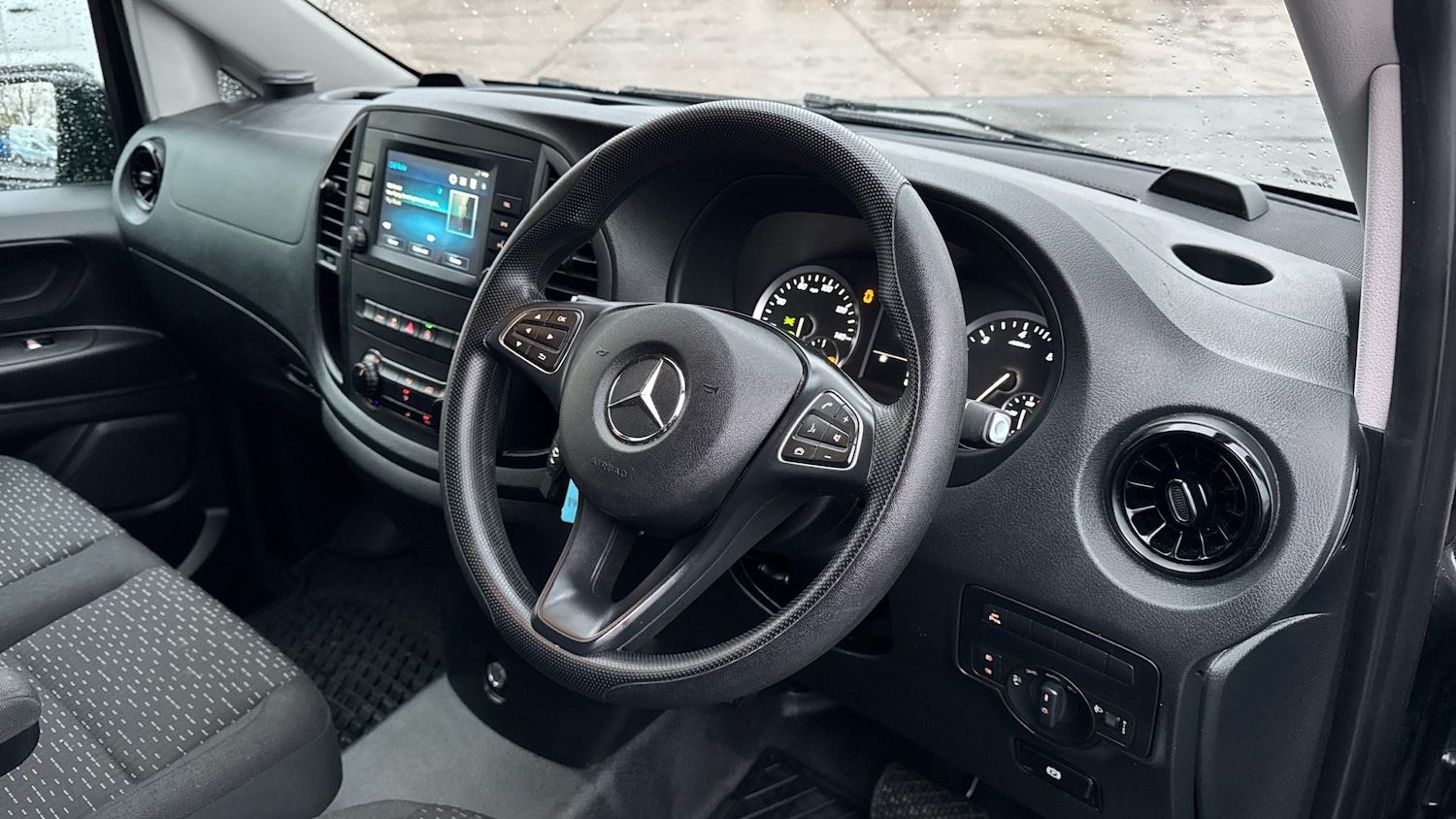 Used Mercedes-Benz Vito 2022 for sale - 77406527: Photo 11