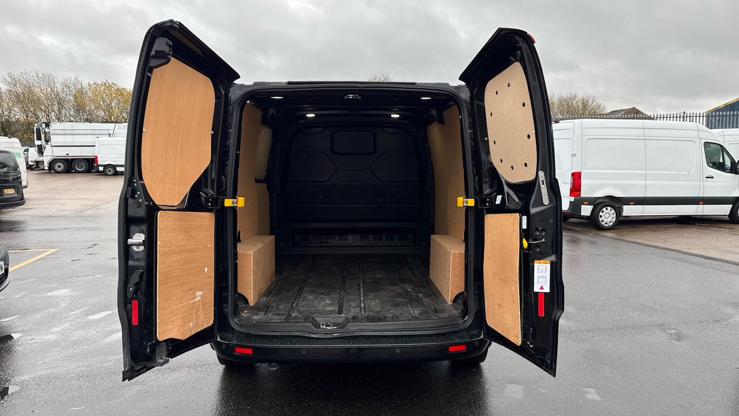 Used Ford Transit Custom 2021 for sale - 76979934: Photo 17