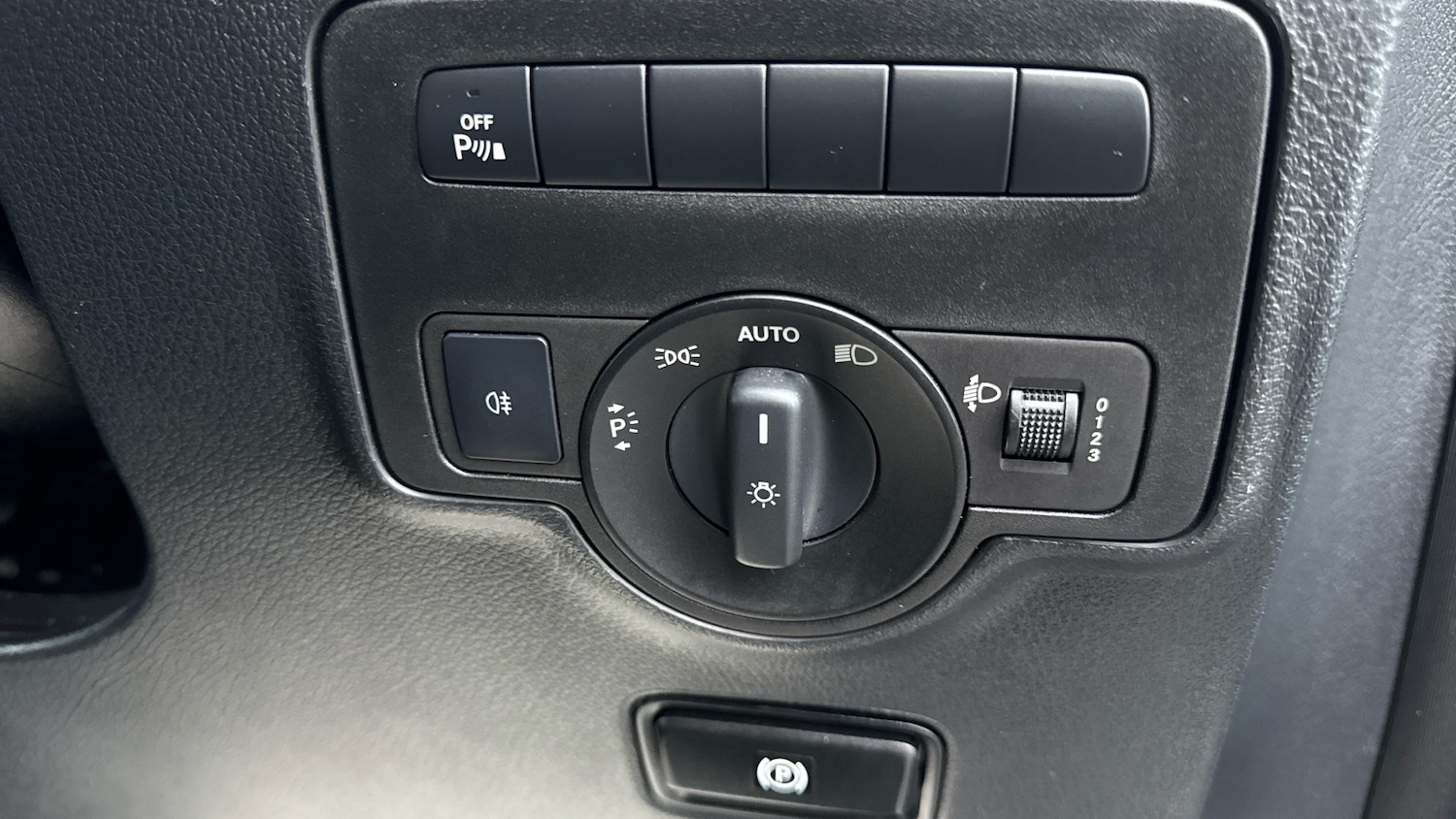 Used Mercedes-Benz Vito 2019 for sale - 77261236: Photo 27