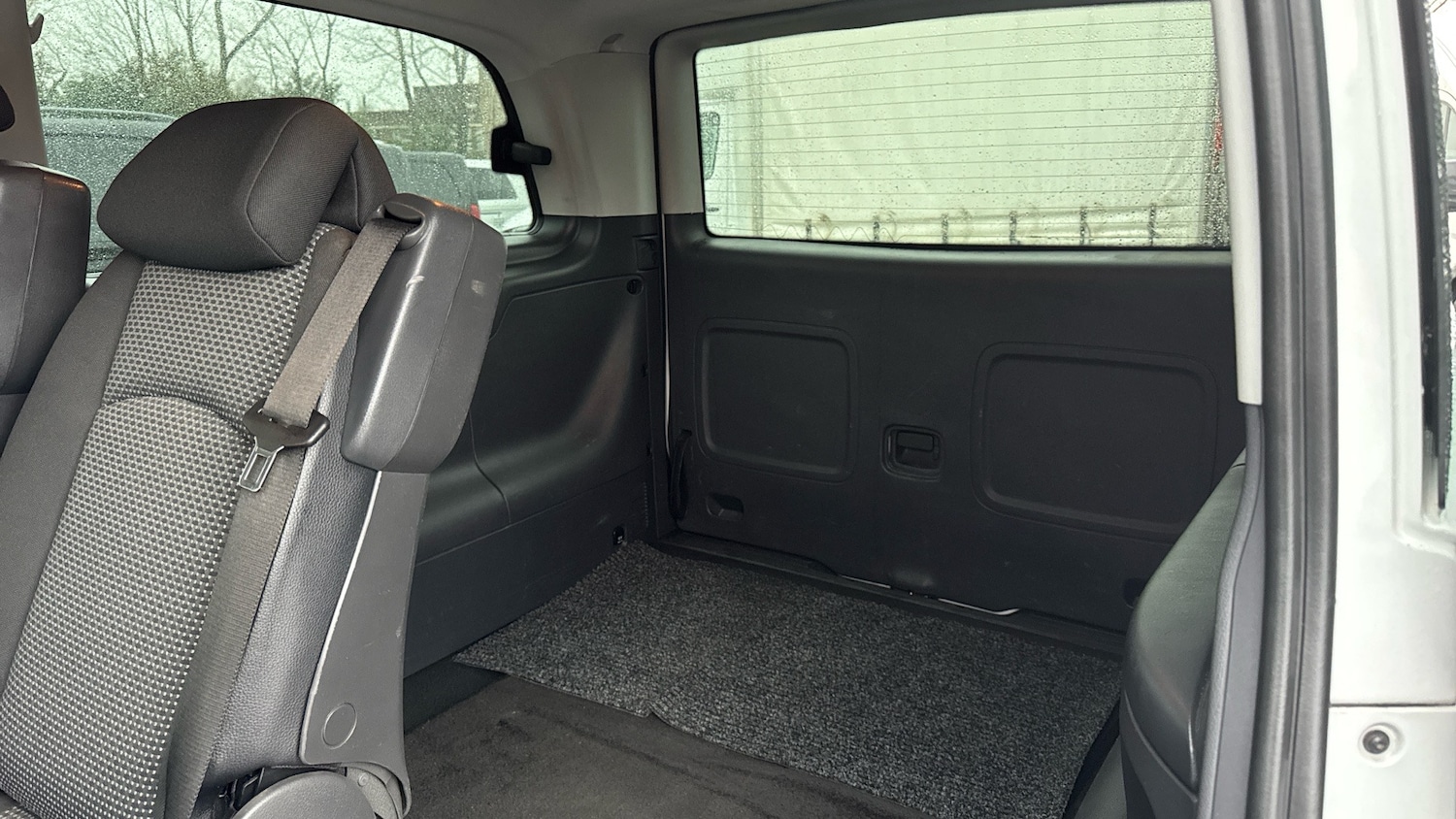 Used Mercedes-Benz Vito 2014 for sale - 77335691: Photo 16