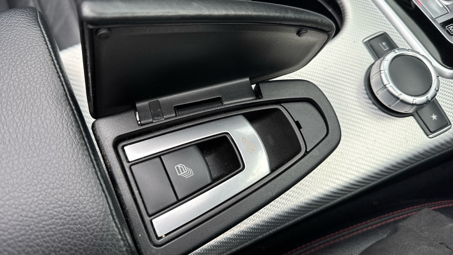 Used Mercedes-Benz SLC 2016 for sale - 77917223: Photo 22