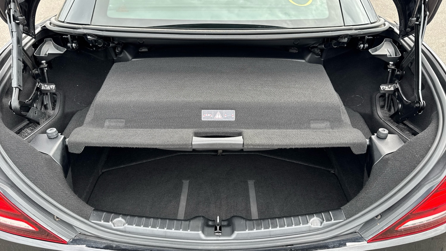 Used Mercedes-Benz SLC 2016 for sale - 77917223: Photo 26