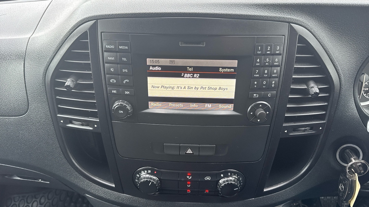 Used Mercedes-Benz Vito 2018 for sale - 77543567: Photo 12