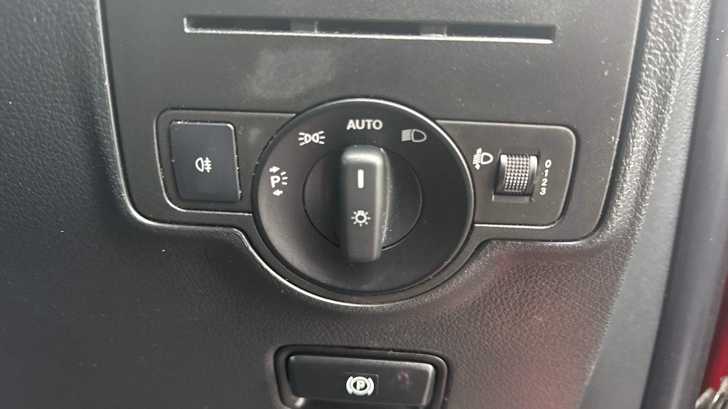 Used Mercedes-Benz Vito 2018 for sale - 77543567: Photo 25