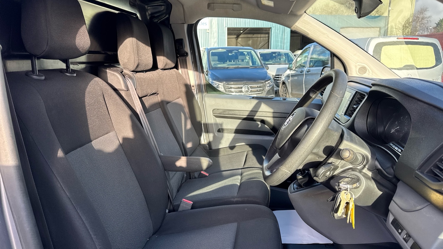 Used Vauxhall Vivaro 2022 for sale - 77261850: Photo 10