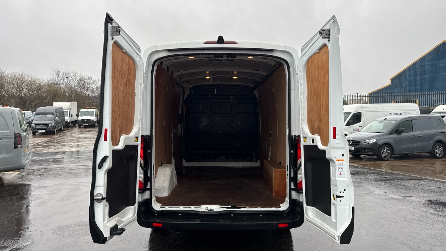 Used Ford Transit 2022 for sale - 77258999: Photo 17