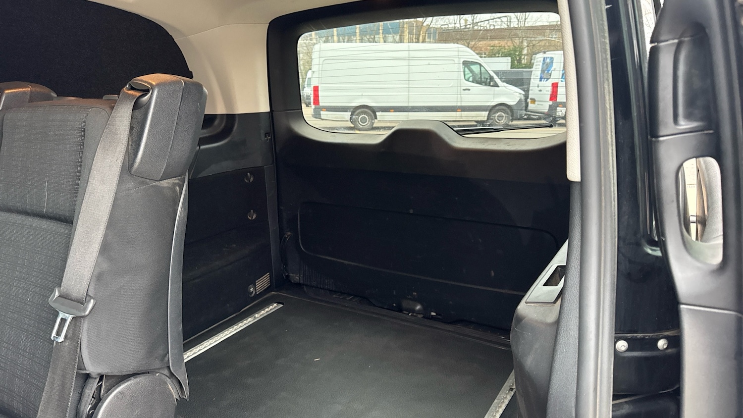 Used Mercedes-Benz Vito 2018 for sale - 77063258: Photo 16