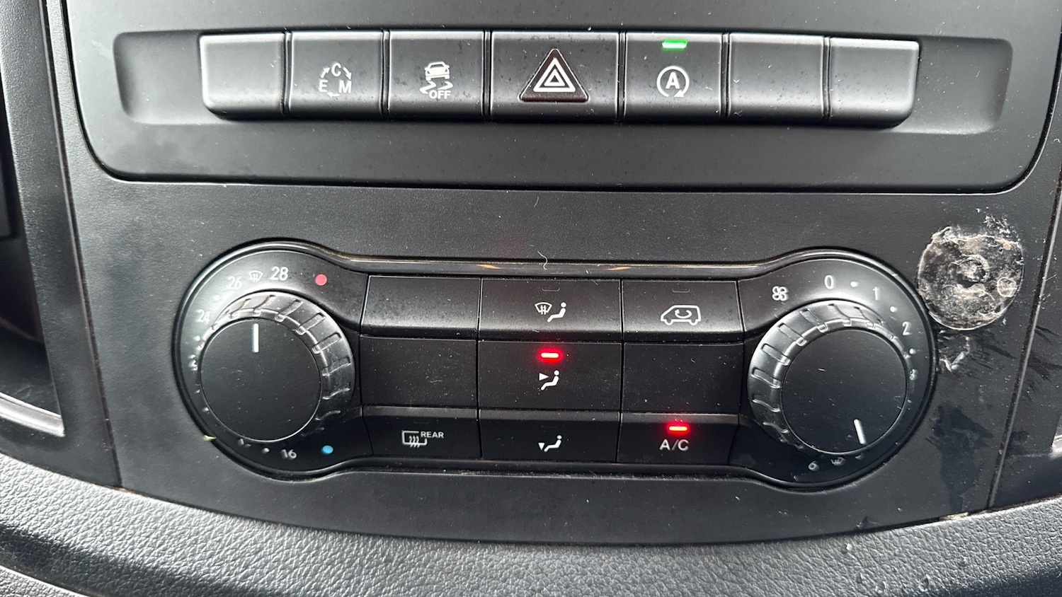 Used Mercedes-Benz Vito 2018 for sale - 77063258: Photo 24