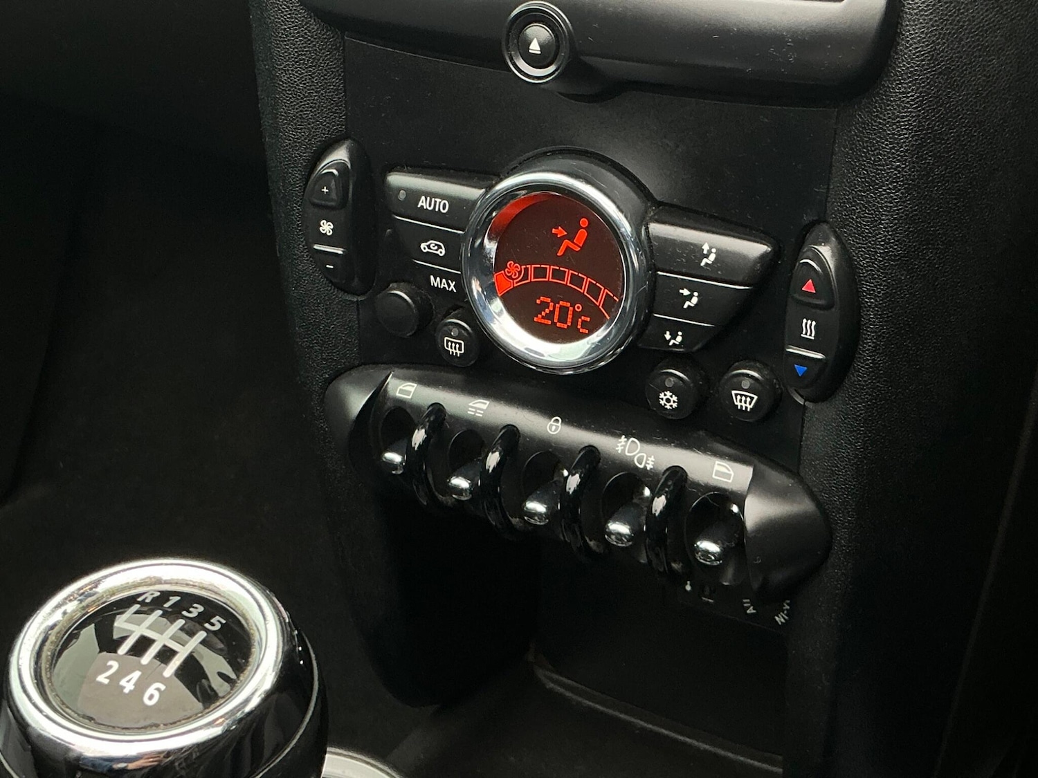 Used MINI Convertible 2011 for sale - 76457984: Photo 52