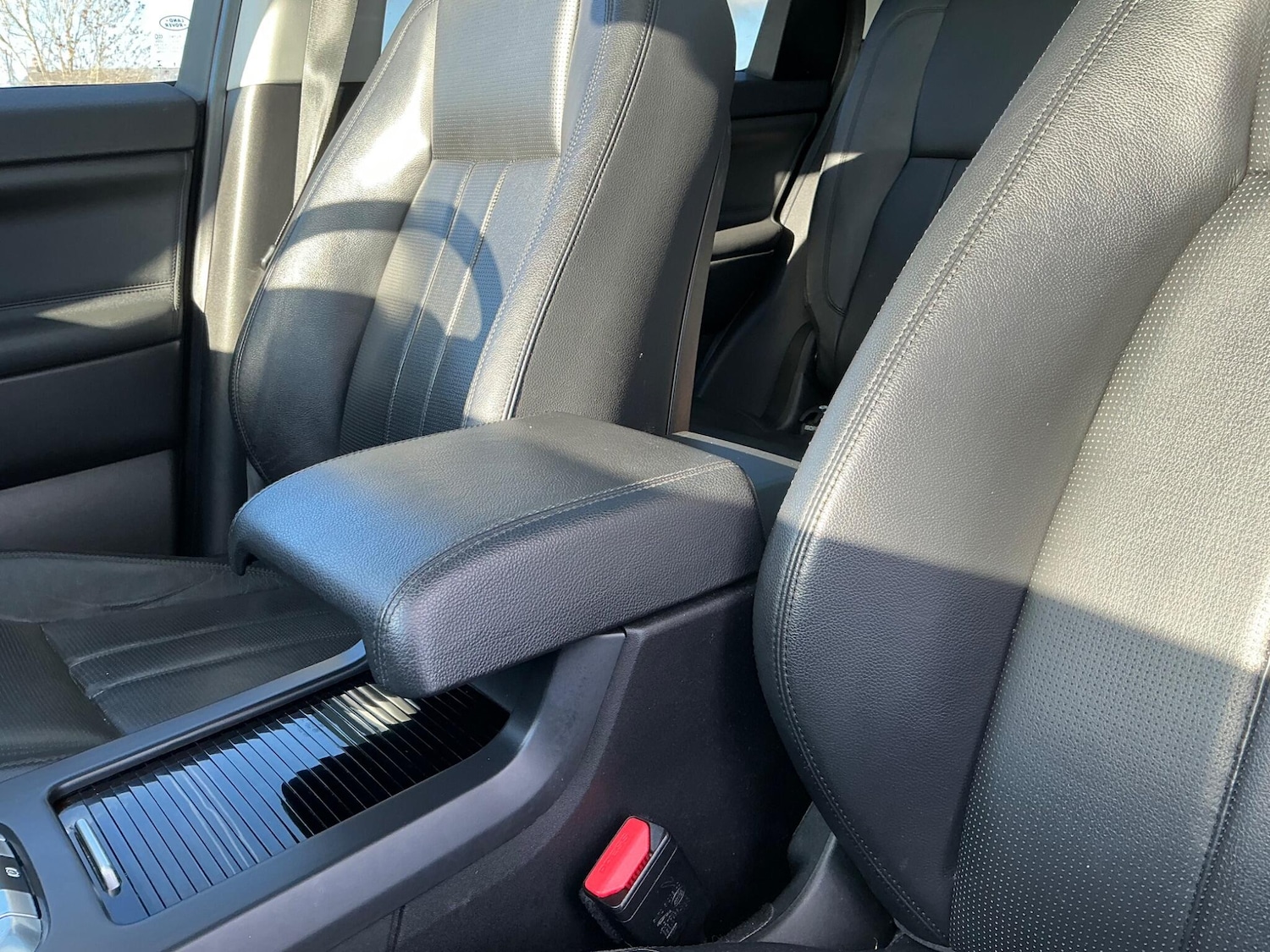 Used Land Rover Discovery Sport 2017 for sale - 76633355: Photo 15