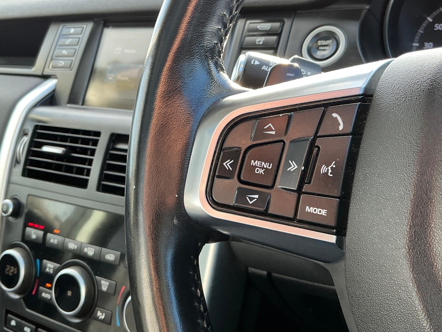 Used Land Rover Discovery Sport 2017 for sale - 76633355: Photo 16