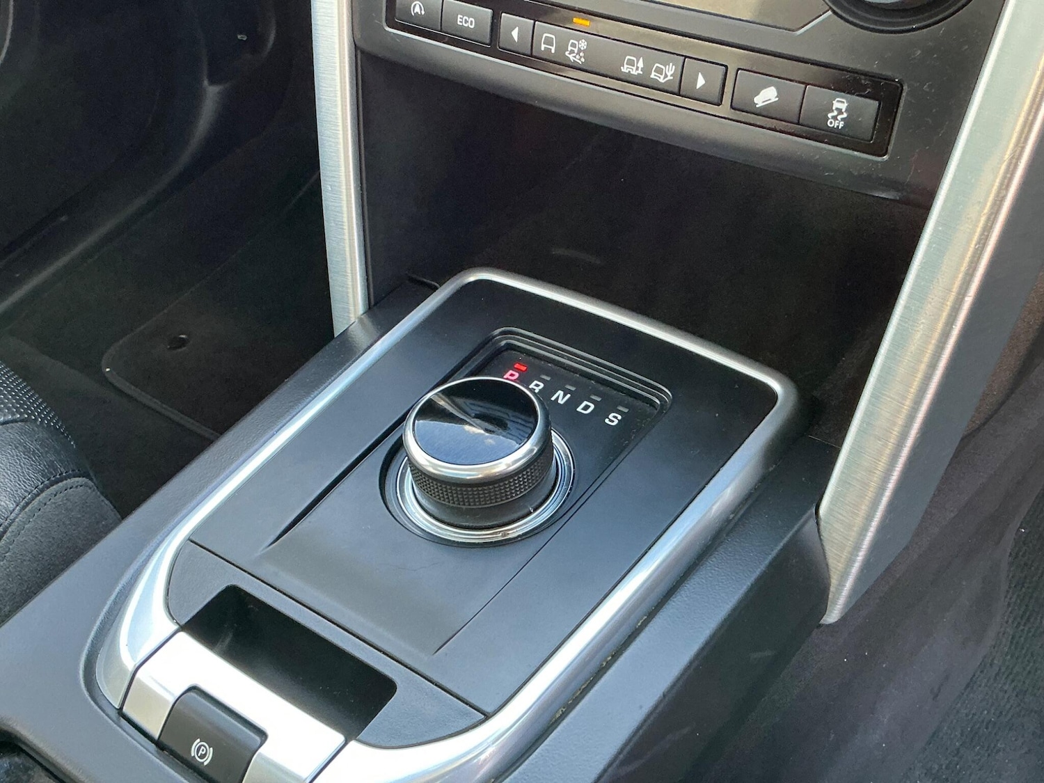 Used Land Rover Discovery Sport 2017 for sale - 76633355: Photo 17