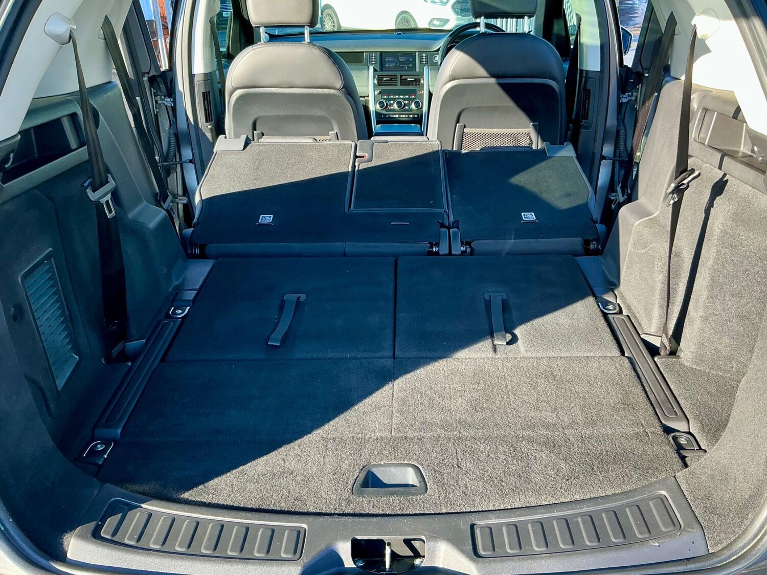 Used Land Rover Discovery Sport 2017 for sale - 76633355: Photo 28