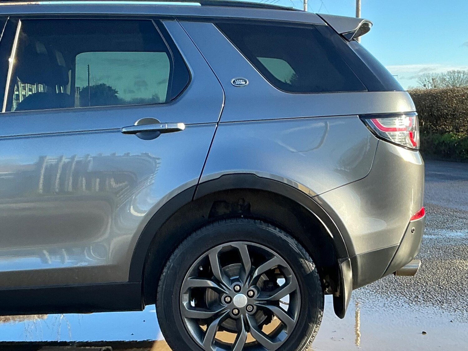 Used Land Rover Discovery Sport 2017 for sale - 76633355: Photo 33