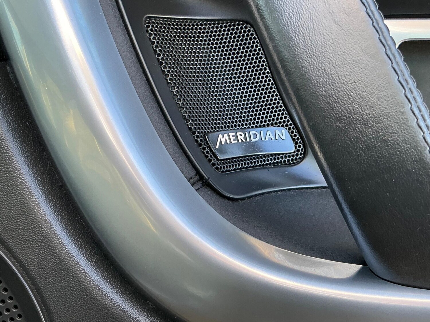 Used Land Rover Discovery Sport 2017 for sale - 76633355: Photo 44