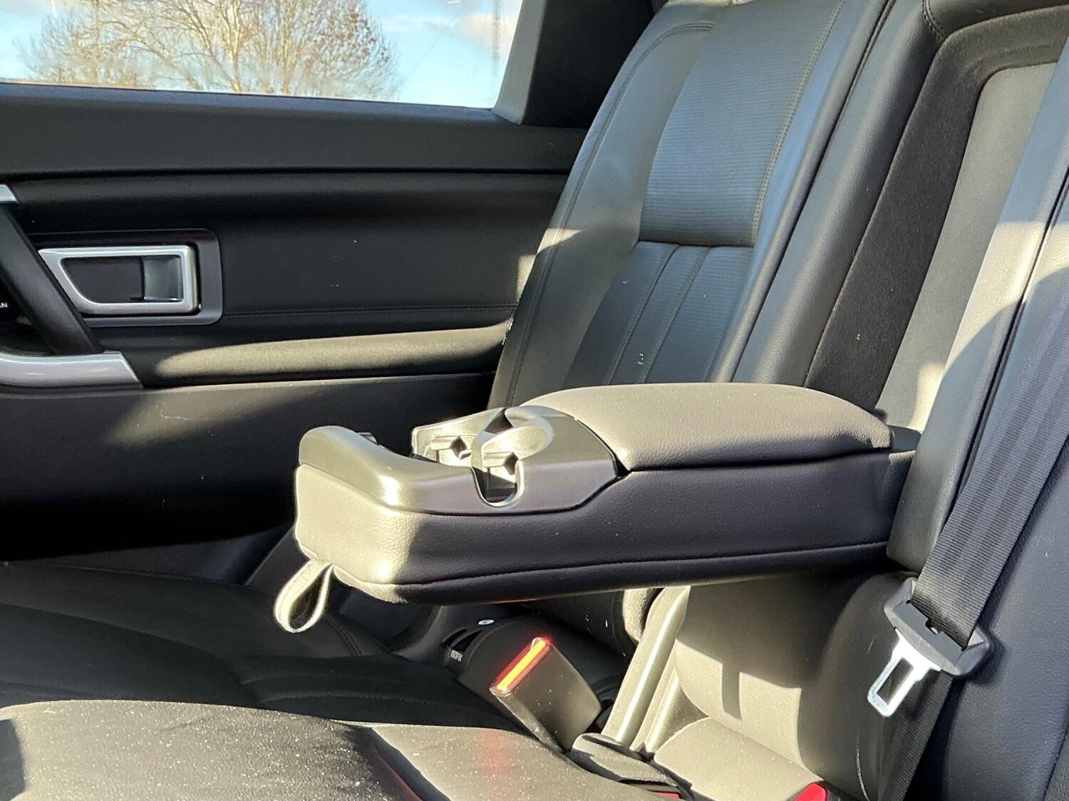 Used Land Rover Discovery Sport 2017 for sale - 76633355: Photo 47