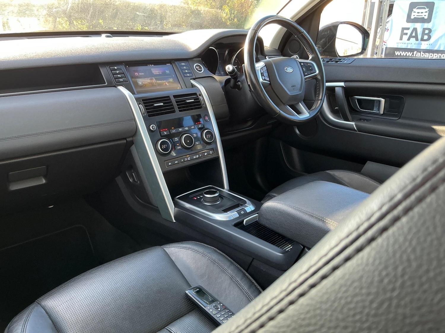 Used Land Rover Discovery Sport 2017 for sale - 76633355: Photo 48