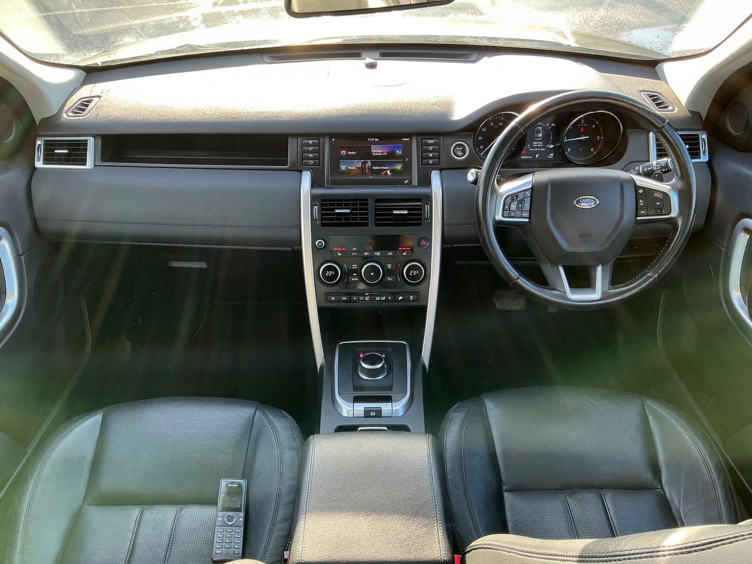 Used Land Rover Discovery Sport 2017 for sale - 76633355: Photo 5