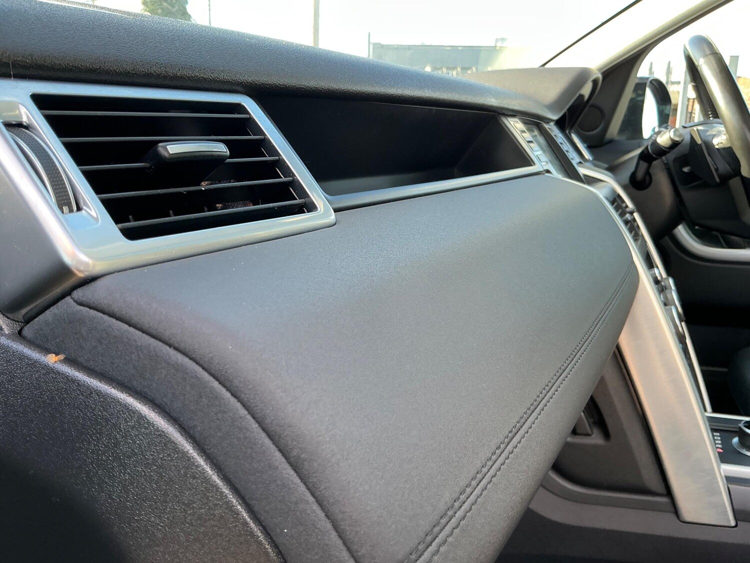 Used Land Rover Discovery Sport 2017 for sale - 76633355: Photo 51