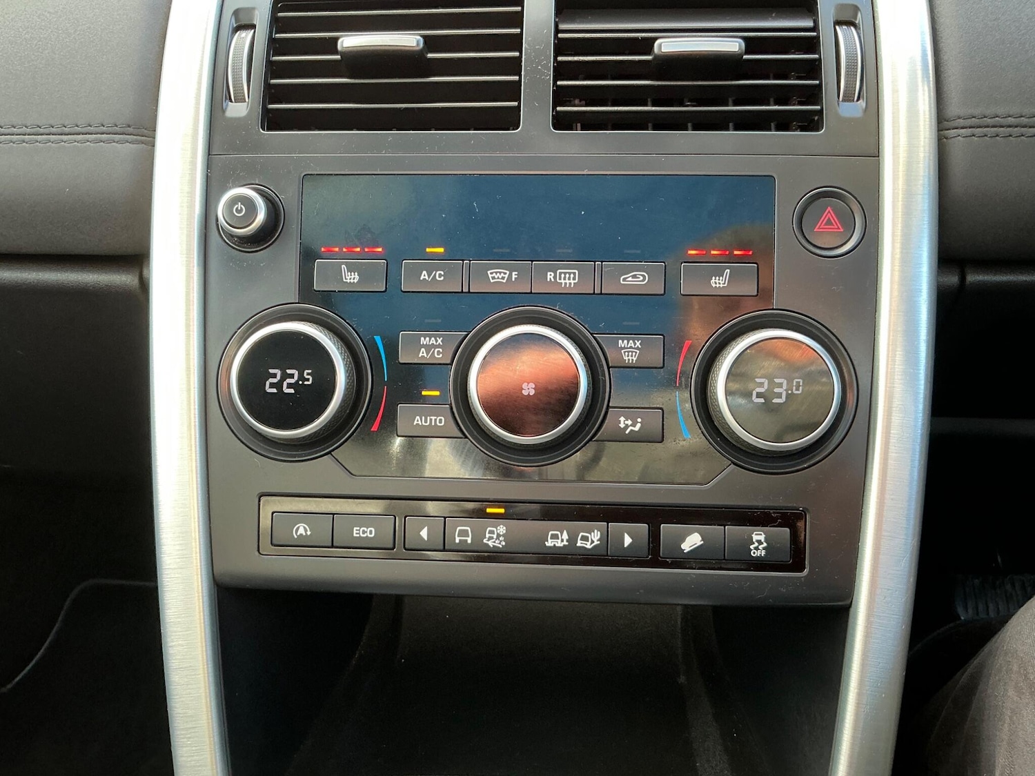 Used Land Rover Discovery Sport 2017 for sale - 76633355: Photo 64