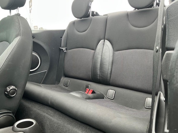 Used MINI Convertible 2011 for sale - 76269874: Photo 7
