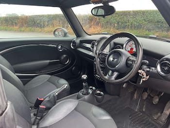 Used MINI Convertible 2011 for sale - 79653875: Photo